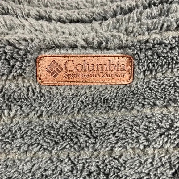 Columbia Gray Sherpa Fleece Jacket size L - Picture 3 of 9